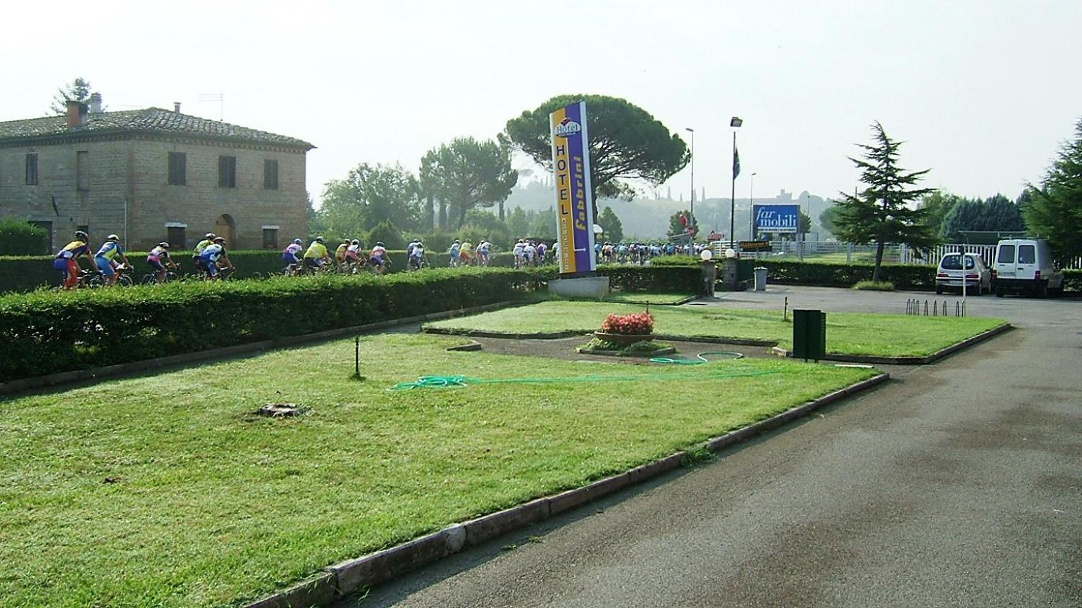 1000 Miglia Monteroni dʼArbia Exterior foto